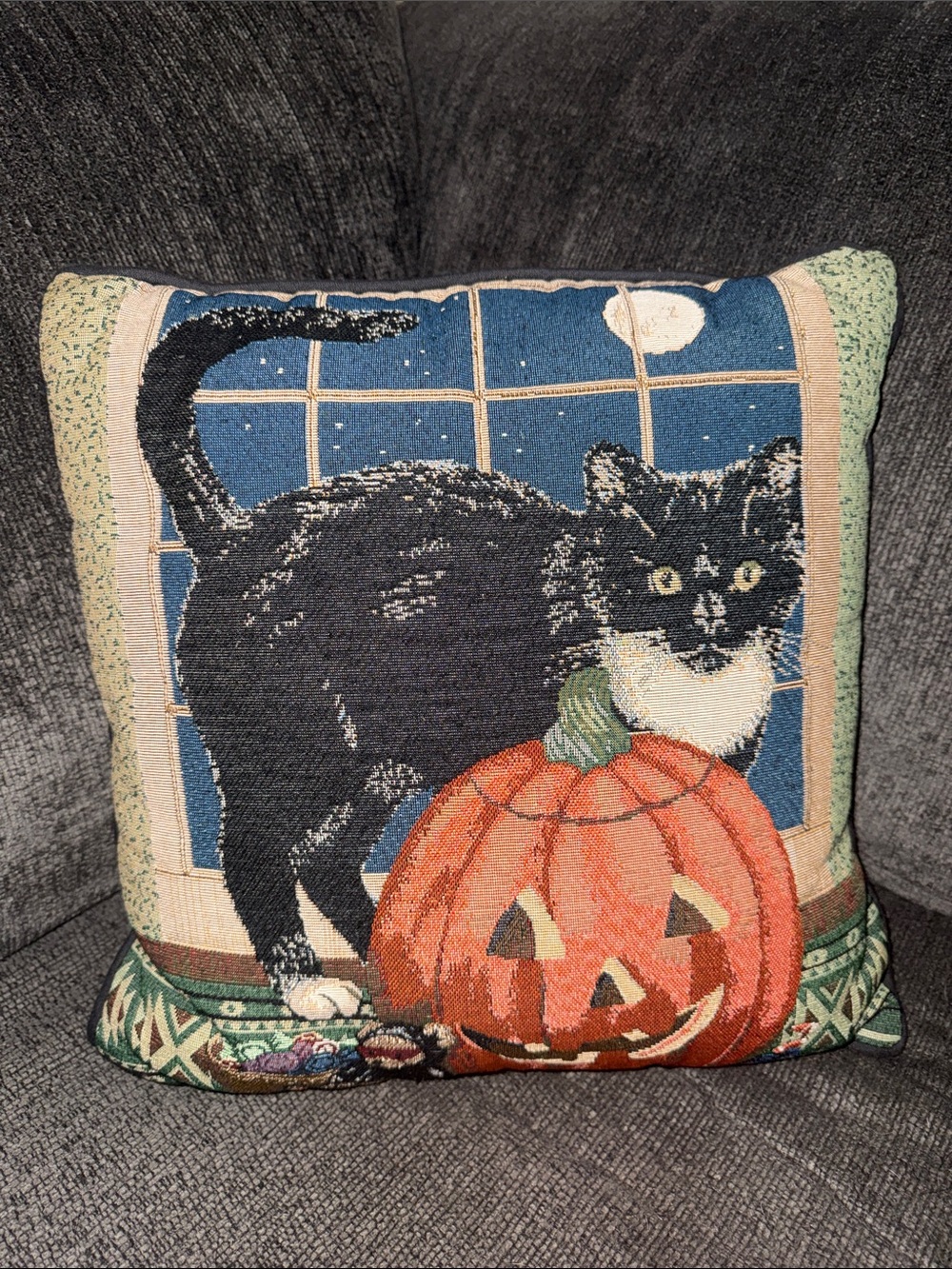 HALLOWEEN Decorative Black Cat Vintage Embroidered Pumpkin Throw Pillow